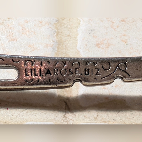 Lila Rose Silver Infinity Hair Clip - Picture 3 of 3